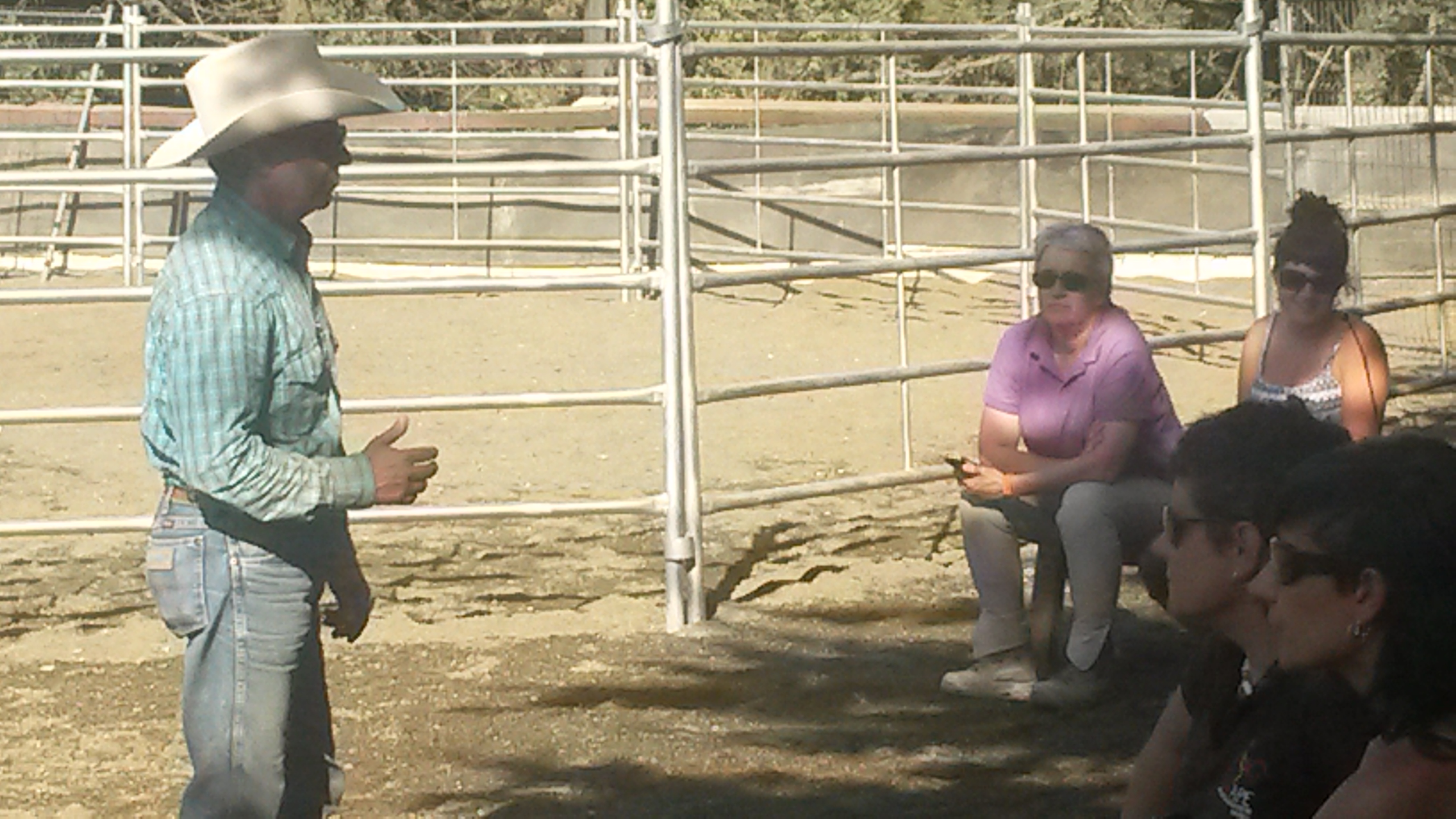 Joan Anton Vendrell (EEUU, Texas) impartió el clinic de Doma Natural en el Club Hípico Biki Blasco